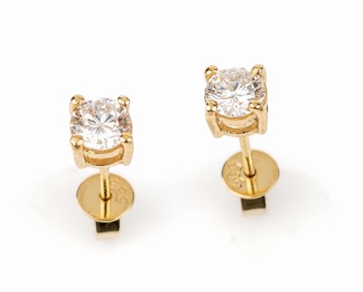 Paar 14 kt Gold Brillant-Ohrstecker, GG 585/000, 2 Brillanten zus. ca. 0.70 ct Weiß/vs