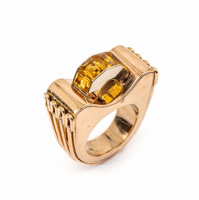 14 kt Gold Citrin-Ring, RoseG/WG 585/000, außergewöhnliche Gestaltung, Ringschiene umlaufend mit Golddraht, 4 Citrine im Treppenschliff ca. 2.20 ...