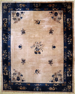 Antiker Peking, China, um 1900, Wolle auf Baumwolle, ca. 350 x 285 cm, EHZ: 3-4