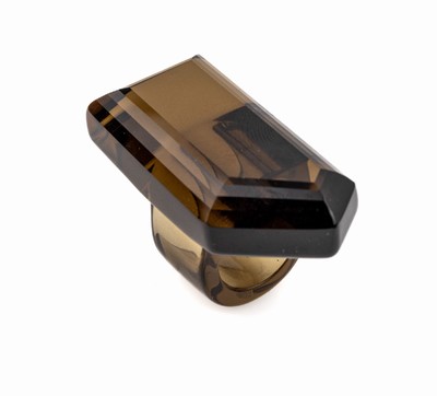 Exklusiver Edelsteinring, aus einem Stück Rohstein gefertigt, Rauchquarz, feine Farbe und Qualität, Fantasieschliff, schwierige Arbeit, ca. 49.5 ...