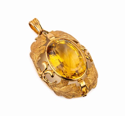 14 kt Gold Citrin-Anhänger, 1950er Jahre, GG 585/000, ovalfacett. Citrin ca. 38.00 ct Fassung mit Blattwerk, z.T. graviert, z.T. Granalien, z.T. ...