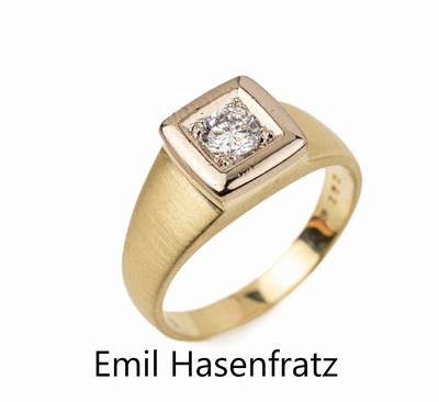 14 kt Gold Brillant-Ring, GG/WG 585/000, Ringschiene mattiert, in WG gefasster Brillantca. 0.42 ct (grav.) feines Weiß/si, RW 61, ca.7.7 g, ...
