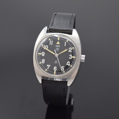 CWC militärische Armbanduhr der britischen Armee, Schweiz um 1976, Handaufzug, Edelstahl-Stülpgeh. m. entspr. Gravur rücks., schwarzes Zifferbl. ...