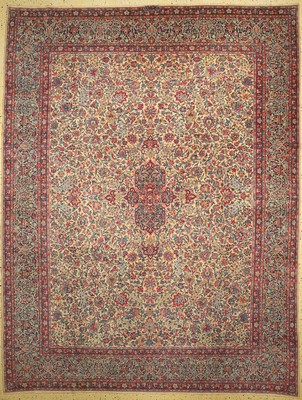 Kerman Lawar fein Persien, signiert(Ardjomand), um 1930/1940, Korkwolle auf Baumwolle, ca. 340 x 260 cm, EHZ: 2