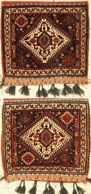 1 paar Ghaschgai Taschen, Persien, um 1920/1930, Wolle auf Wolle, ca. 60 x 58 cm, EHZ: 2