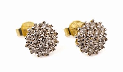 Paar 14 kt Gold Brillant-Ohrstecker, GG/WG 585/000, Aufbau in mehreren Ebenen, 38 Brillanten zus. ca. 0.80 ct Weiß/p 1, ca. 3.3 g