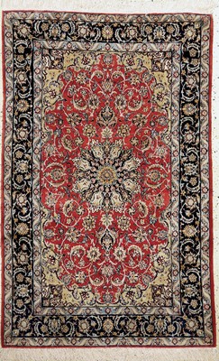 Esfahan fein, Persien, ca. 50 Jahre, Korkwolle auf Seide, ca. 172 x 111 cm, ca. 1,0Mio. Kn/qm, gereinigt, EHZ: 1-2, (Fransen erneuert).