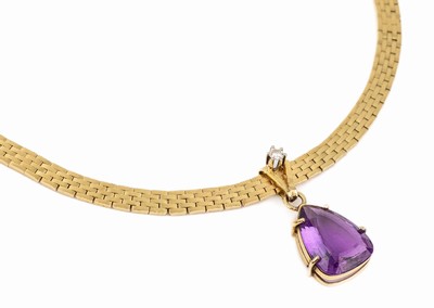 14 kt Gold Amethyst Brillant-Anhänger, GG 585/000, facett. Amethysttropfen ca. 8.20 ct, oberhalb mit einem Brillant ca. 0.10 ct Weiß/ si, an Kette ...