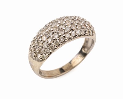 8 kt Gold Brillant-Ring, WG 333/000, 59 Brillanten zus. ca. 1.50 ct l.get.Weiß/p, RW 53, ca. 2.8 g