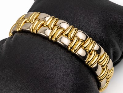 18 kt Gold Armspange, GG/WG 750/000, flexibel mit Innenspange gearbeitet, ca. 92.6 g, ca. 6 x 5 cm