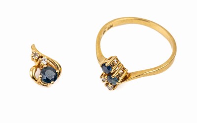 18 kt Gold Saphir-Diamant-Schmuckset, GG 750/000, 3 rundfacett. Saphire zus. ca. 0.25 ct, 4 8/8-Diamanten zus. ca. 0.04 ct Weiß/si, ca. 3.5 g, RW ...