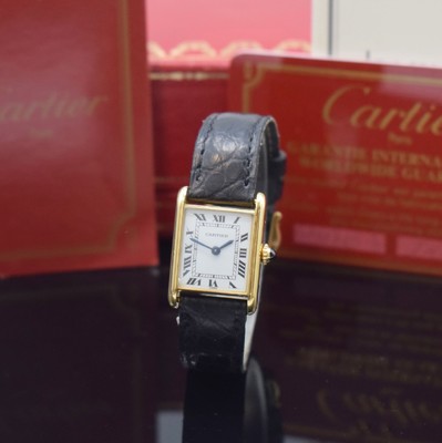 CARTIER Paris Tank Damenarmbanduhr in GG 750/000, Schweiz um 1982, Handaufzug, 2- teil. Geh. seitl. 4-fach verschr., Lederband zu ers., orig. ...