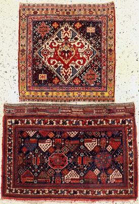 2 Antiker Taschenfront, Persien, um 1900, Wolle auf Wolle, ca. 87 x 60 cm & ca. 62 x 62 cm, EHZ: 4