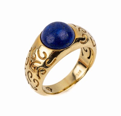 14 kt Gold Lapislazuli Ring, GG 585/000, rundes Lapislazuli-Cabochon, Ringschultern abstr. graviert, total ca. 12.1 g, RW 60