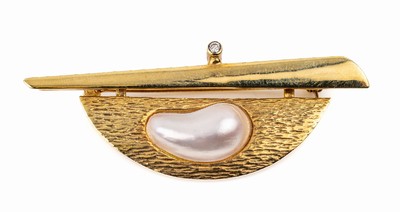 14 kt Gold Perl Brillant Brosche, GG 585/000, barocke Zuchtperle, 1 Brill. ca. 0.03 ct Weiß/si, total ca. 12.2 g, L ca. 6 cm