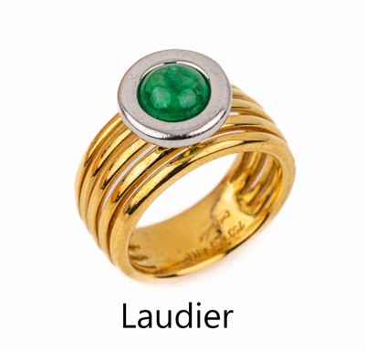 18 kt Gold Smaragd Ring C'est LAUDIER, GG 750/000 in WG gefasstes, rundes Smaragd- Cabochon ca. 1.01 ct (grav.), total ca. 10.3 g, RW 51/52