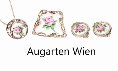 Schmuckset mit Porzellanmalerei, 925er Silber, Manufaktur Augarten Wien, best. aus: 1Brosche, ca. 4 x 3.3 cm, 1 Anhänger an Kordelkette, L. ca. 45 ...