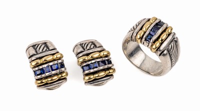 18 kt Gold und Silber Schmuckset mit Saphiren, GG 750/000 und 925er Silber, best. aus: Ring, RW 53 und Paar Ohrclips, insges. mit 12 eingeschliffenen ...