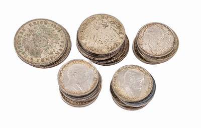 Konvolut 27 Silbermünzen: Bayern: Prinzregent 1921-1911, 2 Mark und 5 Mark; Baden 2 Mark 1906, 5 x Luise von Baden, 5 x 2 Mark Großherzog von Baden ...