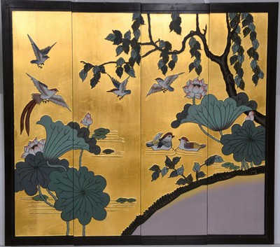4-teiliges Wandbild, China, 20. Jh., Lack, reich vergoldet, mit Dekor von Seerosen, Pflanzen und Vögel, je ca. 91.5x25.5cm