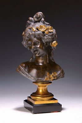 Büste, wohl Frankreich, um 1900, Metall, patineirt, z.T. vergoldet, Marmorpostament, H. ca. 28 cm
