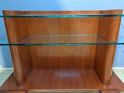 Etagerentisch, Art-Deco, Frankreich, um 1930 , Mahagonifurnier, 2 Glaseinsätze, ca. 82x110x43 cm, EZ 2