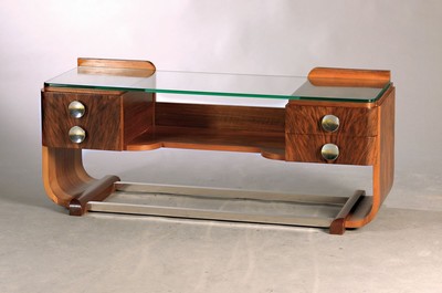Lowboard, Art-Deco, Frankreich, um, 1930, Nußbaumfurnier, Glaseinsätze neu, verchromte Schubladenknäufe, 4 Schubladen, ca. 56x134x45 cm, EZ 2