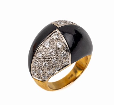18 kt Gold Onyx-Brillant-Ring, GG/WG 750/000, 2 eingeschliffene Onyx, 32 Brillanten zus. ca. 0.85 ct Weiß/si, ca. 13 g,RW 49