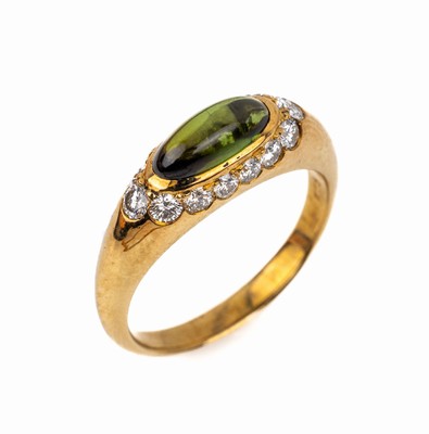 18 kt Gold Turmalin-Brillant-Ring, GG 750/000, ovaler grüner Turmalin-Cabochon ca. 1.26 ct, 14 Brillanten zus. ca. 0.50 ct Weiß/lr, ca. 5.0 g, RW ...