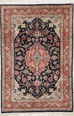 Ghom Seide, Persien, ca. 50 Jahre, reine Naturseide, ca. 120 x 80 cm, Reinigungsbedürftig, EHZ: 1-2