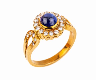 18 kt Gold Saphir-Brillant-Ring, GG 750/000, ovaler Saphircabochon ca. 1.50 ct, 26 Brillanten zus. ca. 0.38 ct Weiß/vvsi, total ca. 4.8 g, RW 53
