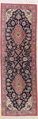 Ghom Seide, Persien, ca. 40 Jahre, reine Naturseide, ca. 183 x 63 cm, ca. 1,0 Mio. Kn/qm, EHZ: 1-2