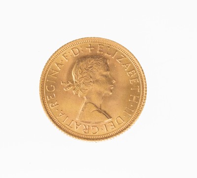 Goldmünze Sovereign, Großbritannien, 1965, Elizabeth II, RV: Heiliger Georg hoch zu Ross im Kampf mit dem Drachen