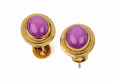 Paar 14 kt Gold Ohrstecker, GG 585/000, schlichte Gestaltung mit Kordeldrahtverzierung, 2 ovale synth. Rubin- Cabochons, ca. 7.0 g, Clipbrisuren