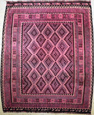 Maymaneh Kelim, Afghanistan, um 1960, Wolleauf Wolle, ca. 268 x 228 cm, EHZ: 1-2
