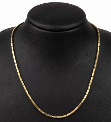 14 kt Gold Backstein Collier, GG 585/000, L ca. 42 cm, Kastenschloß mit Sicherheitsacht, total ca. 12.0 g
