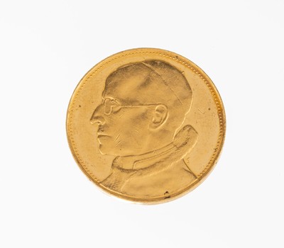 Goldmedaille Vatikanstadt Pius XII. Pontifex Maximus 1876-1958, 3 Dukaten o. Jahr, (ohne Angabe des Feingewichtes), Brustbild links, rs Wappen unter ...