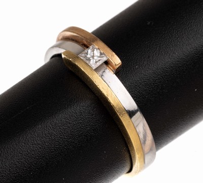 18 kt Gold Diamant-Ring, GG/WG/RG 750/000, Diamant im Princess Cut ca. 0.15 ct Weiß/vs, total ca. 5.7 g, RW 62, passend zu Kat.-Nr. 02-1577
