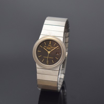 IWC Porsche Design Damenarmbanduhr in Titan Referenz 4517, Schweiz um 1985, quarz, Boden geschr., Gliederband m. Faltschl., schwarzes Zifferbl. m. ...