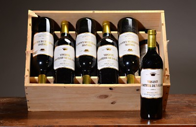 12 Flaschen 2000 Comtesse Virginie de Lalande, Paulliac, grand vin de Bordeaux, je 75cl, 13%, orig. verkorkt und unverkostet, orig. Holzkiste