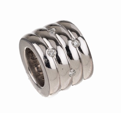 14 kt Gold Brillant-Anhänger, WG 585/000, Brillanten zus. ca. 0.22 ct (grav.) Weiß/si, innen mit umlaufender Meistermarke GL, total ca. 8,3 g, D ...
