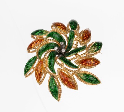 18 kt Gold Email-Brosche, GG 750/000, Kordelverzierung, einzelne Blätter orange und grün emaill., min. besch., mittig 3 8/8- Diamanten zus. ca. ...