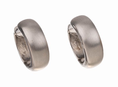 Paar 14 kt Gold Ohrcreolen, WG 750/000, fein mattiert, Durchm. ca. 21 mm, B. ca. 7.1 mm, total ca. 12.0 g