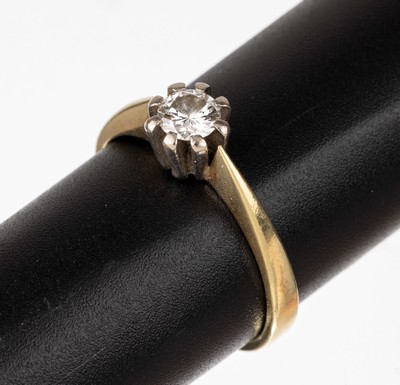 14 kt Gold Brillant-Ring, GG 585/000, ein Brillant ca. 0.50 ct Weiß/vvs, RW 64, ca. 4.6 g