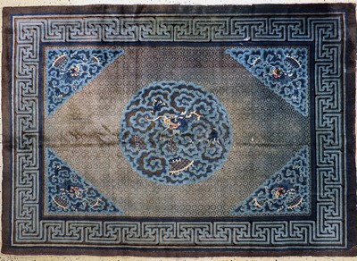 Antiker"Drachen-Teppich", China, um 1900, Wolle auf Baumwolle, ca. 255 x 182 cm, EHZ: 3-4