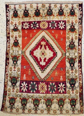 Bursa antik, Türkei, um 1920, Wolle auf Baumwolle, ca. 165 x 123 cm, verkürzt, EHZ: 2-3