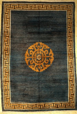 Tibet alt, Nepal, um 1940, Wolle auf Baumwolle, ca. 295 x 205 cm, EHZ: 3