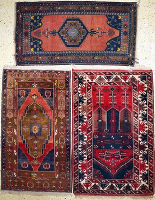3 Lots Türkische Brücken, ca. 60 Jahre, Wolle auf Wolle, ca. 190 x 130 cm, EHZ: 2-3