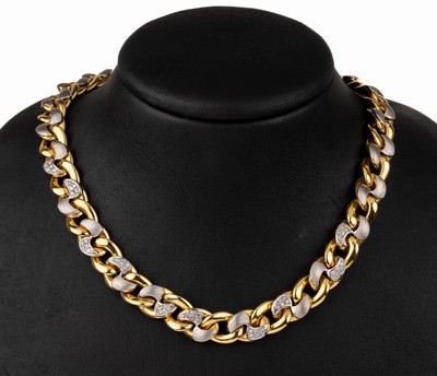 14 kt Gold Diamant-Collier, GG/WG 585/000, part. WG sat., 50 8/8-Diamanten zus. ca. 0.40 ct Weiß/si, L. ca. 45 cm, Kastenschloss mit ...