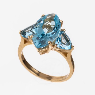 14 kt Gold Topas-Ring, GG 585/000, 3 Topase(beh.) zus. ca. 6.50 ct, ca. 4.3 g, RW 52